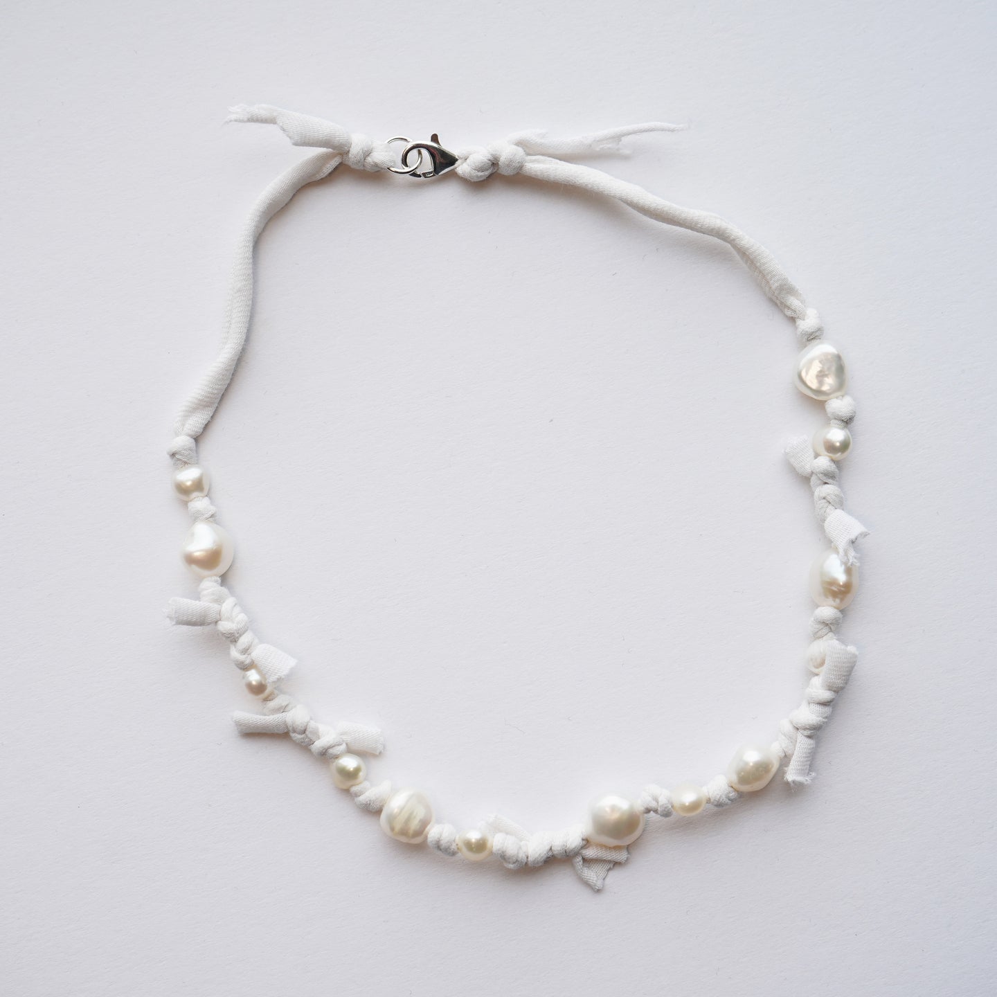 023 White | white pearl